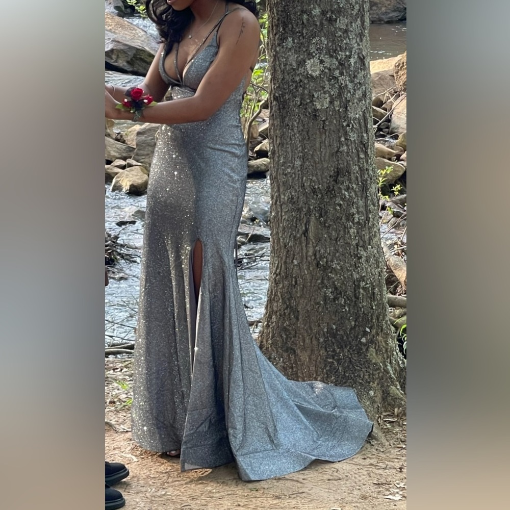 Formal/ prom dress